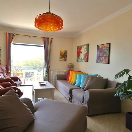 3 Bed Apartment, Near The Beach, Oura, * אלבופיירה